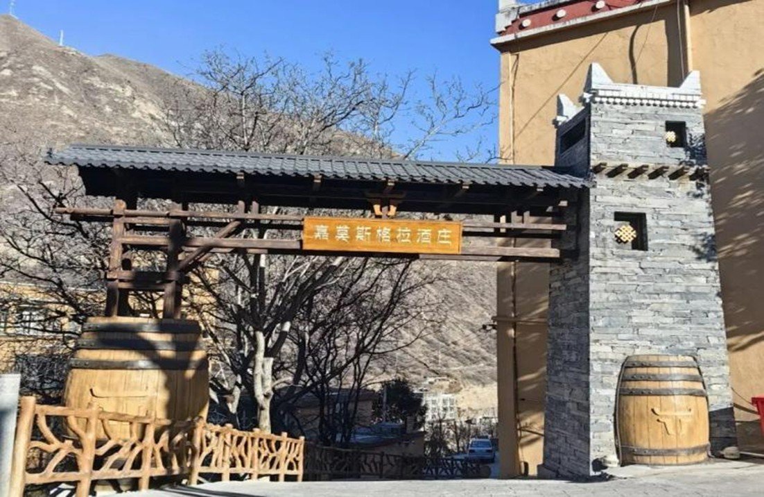 在四川省小金县大渡河上游的小金川河谷
